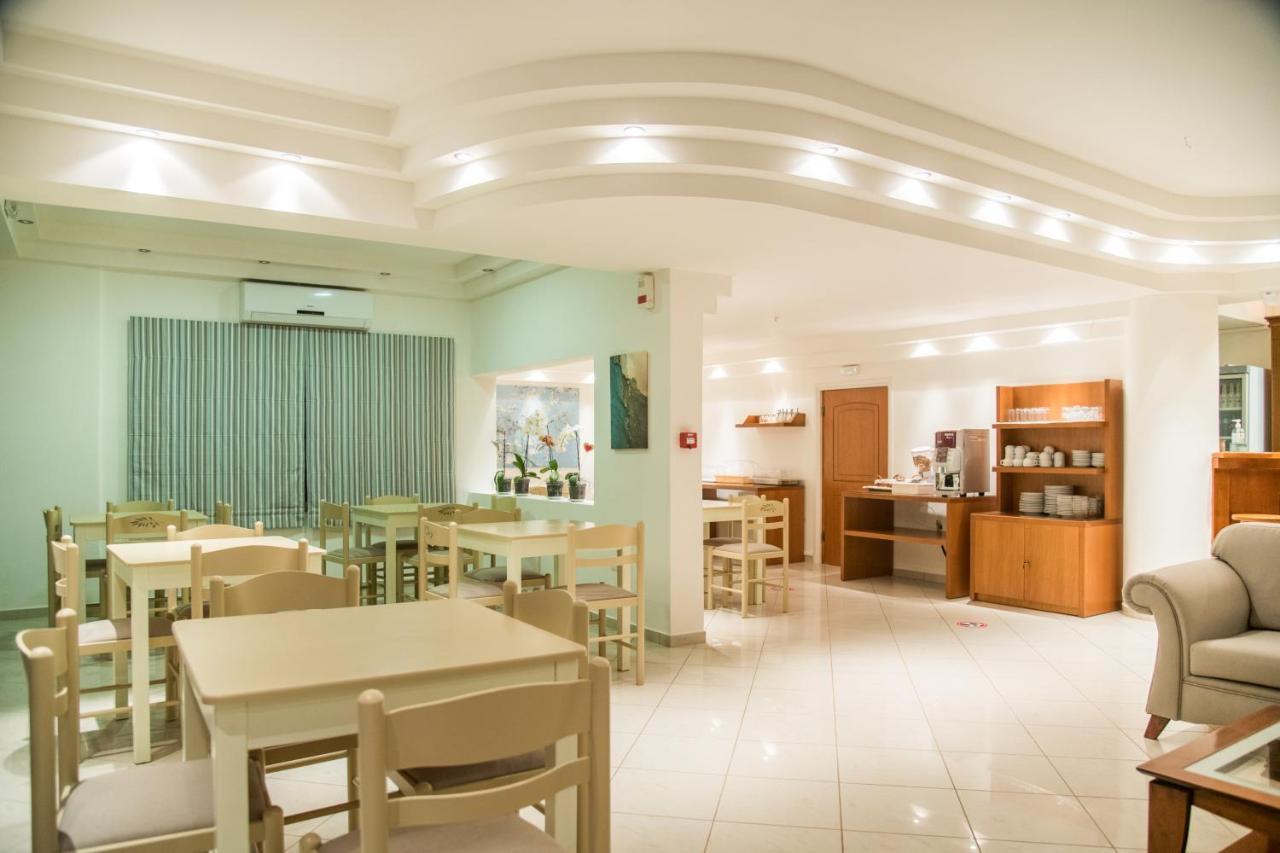 Hiona Holiday Hotel Palekastro Ngoại thất bức ảnh